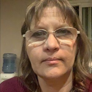 Meet your Posher, Alisha